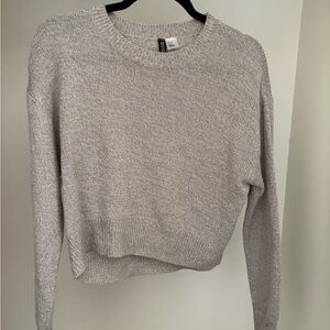H&M Light Gray Crew Neck Sweater
